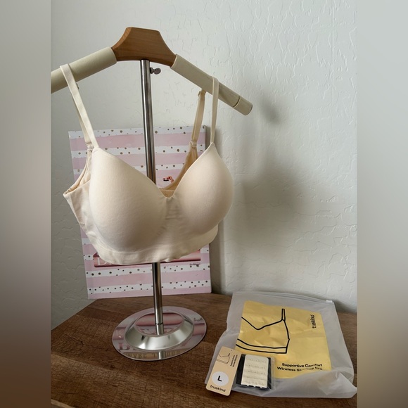 Truekind Other - NEW Truekind Supportive Comfort Wireless Shaping Bra with Extender